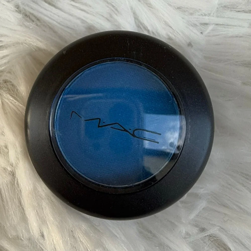 MAC Cosmetics Satin Eye Shadow Triennial Wave Satin Long Wearing 0.5 oz NEW
